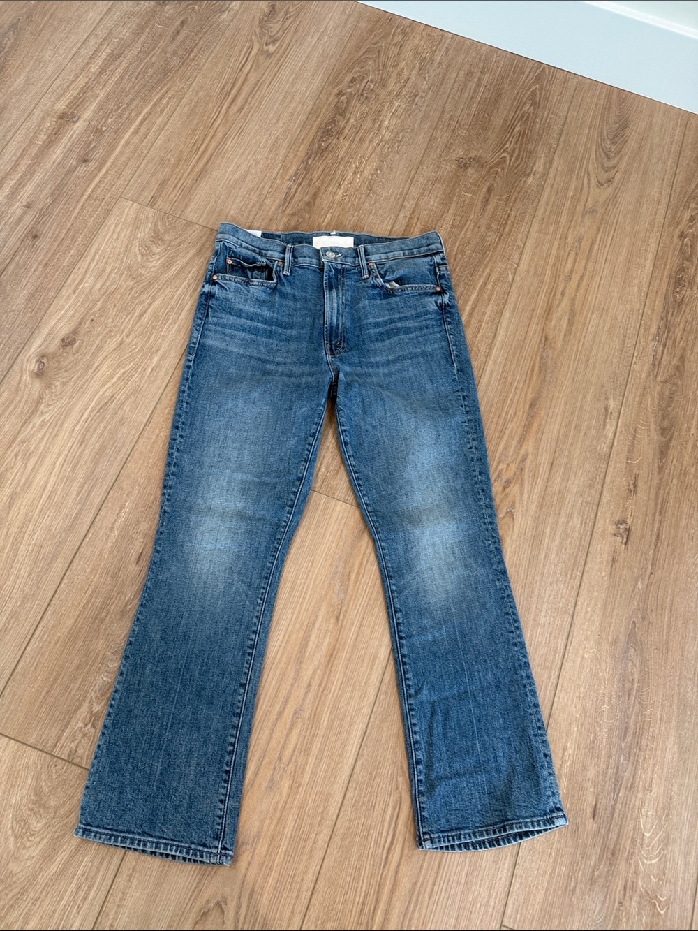 MOTHER Superior the insider ankle Medium Blue Cropped Jeans